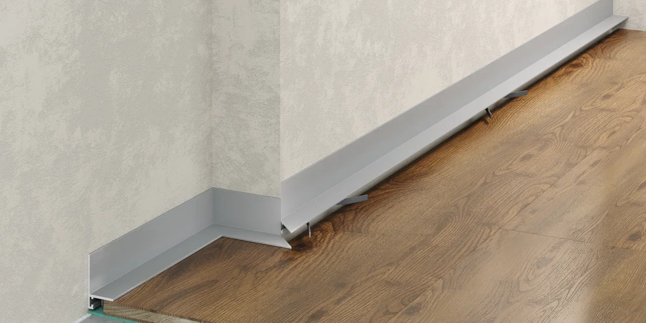 МИКРОПЛИНТУС LACONISTIQ MICRO-L MAX СЕРЕБРО АНОД (35,8×16,2×2450 мм) - фото №2