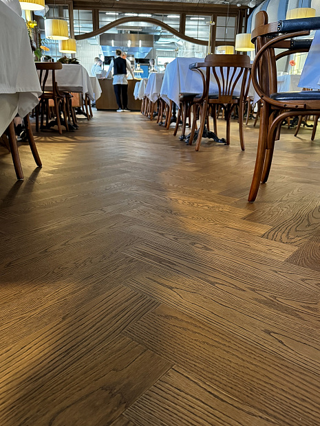 Паркетная доска Quartz Parquet Английская Ёлка Дуб Рустикальный 33-410