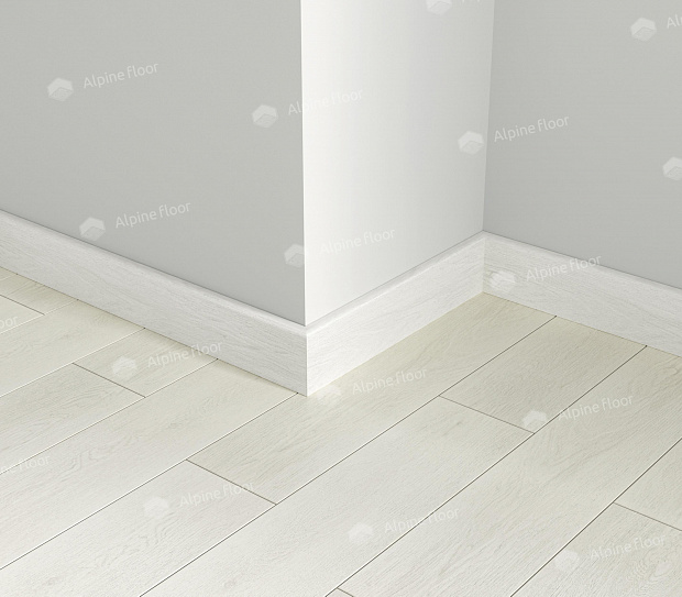 Напольный плинтус Alpine Floor Parquet Light SK 13-0 Белый
