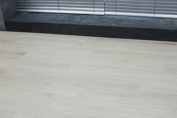 SPC-ламинат Steinholz Element Вассер STH045E