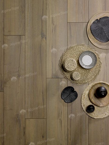 Ламинат Homflor Strong 562