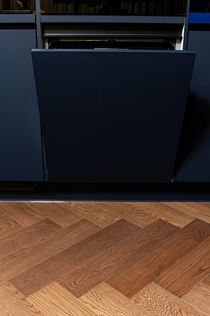 Паркетная доска Quartz Parquet Английская Ёлка Дуб Рустикальный 33-410