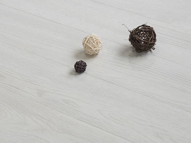 Ламинат Lamiwood Glanz 301 Дуб Шифон