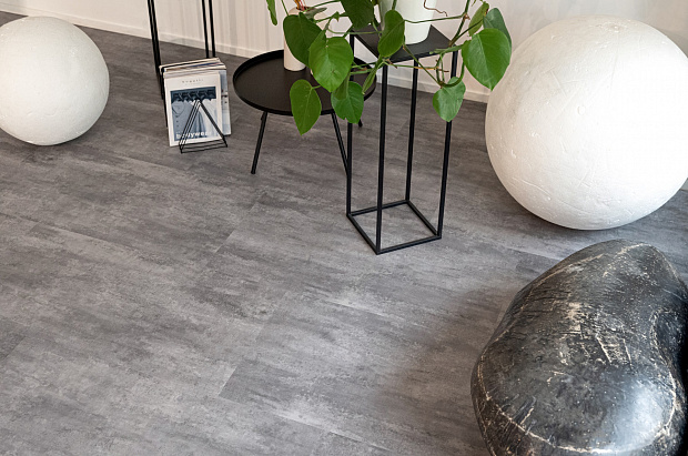 Vinilam Ceramo Stone 71616 (Цемент Серый)