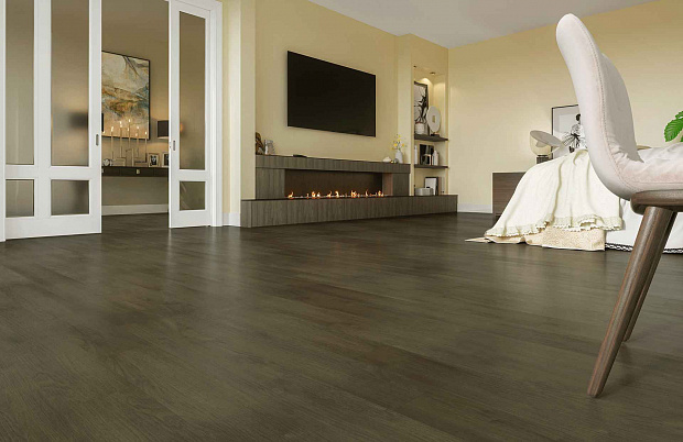 Кварцевый ламинат Home Expert Natural 2178-04 Орех Классический