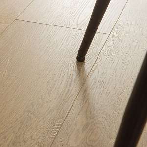 Vinilam CORK 10140V фаска (Дуб Динан)