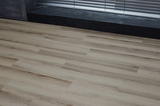 SPC-ламинат Steinholz Prime Прилау STH029