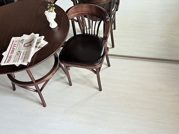 Ламинат Lamiwood Dinasty 208 Дуб Жемчуг