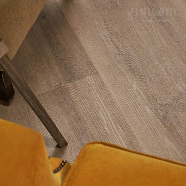Vinilam Ceramo Wood 4914 (Дуб Моран)