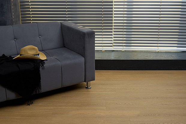 SPC-ламинат Steinholz Element Блюм STH065E